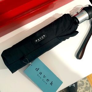 Davek New York Umbrella NWT